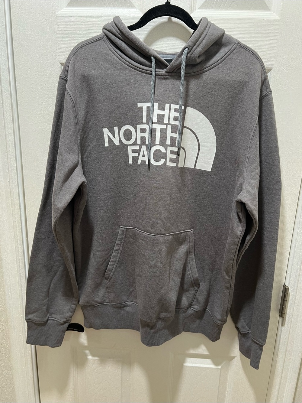 The North Face Men's Big Logo Pullover Hoodie in Heather Grey | Size Large